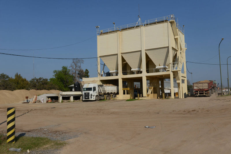 Planta y silos areneros
